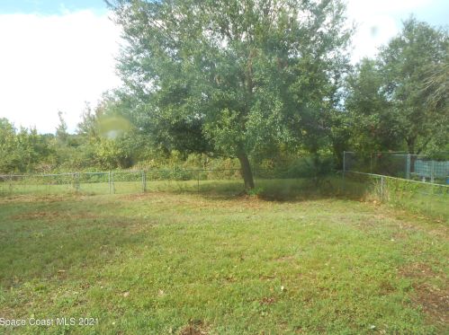 4857 Cambridge Dr, Mims FL  32754-5479 exterior