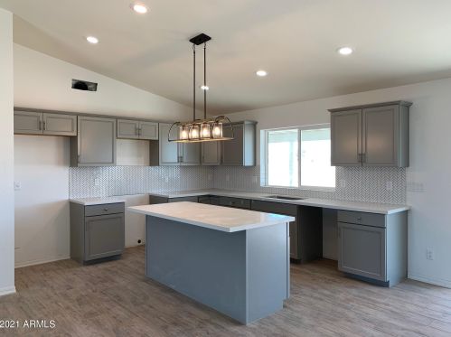5525 227th Dr, Buckeye, AZ 85326-6173
