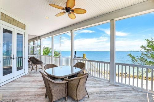 1175 Bird Ln, Sanibel FL  33957-3507 exterior