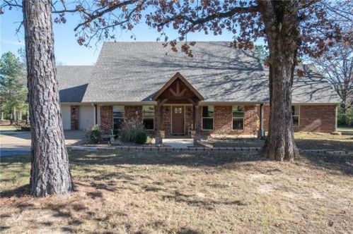 1450 Ulmer St, Greenwood, AR 72936-3022