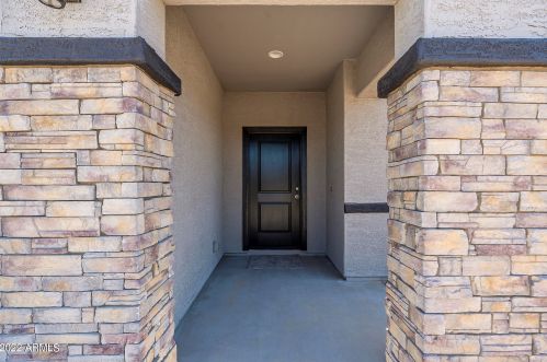 43833 Yucca Ln, Maricopa AZ  85138-2009 exterior