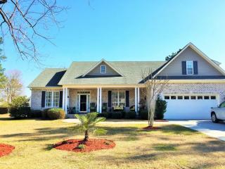 2118 Laurel Oak Way, Belville, NC 28451-7698