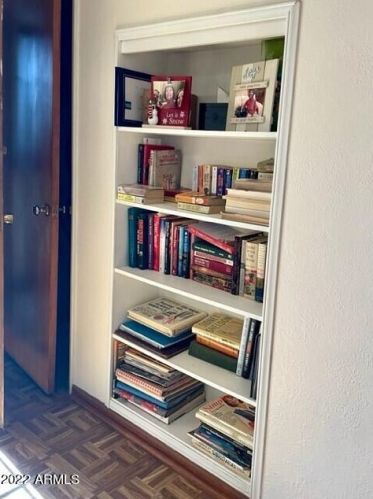 5737 38 Ave, Phoenix AZ 85053-3755 exterior