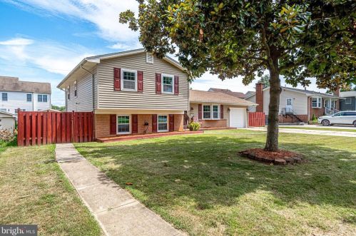 6217 Zekan Ln, Springfield, VA 22150-1012