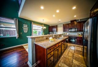 30 Renoir Ct, Oakley, CA 94561-1775