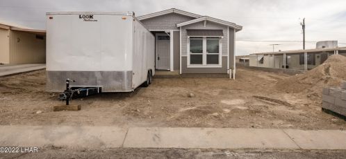 3037 Lake Dr, Lake Havasu City AZ  86404-9786 exterior