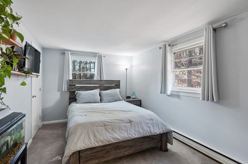 179 Main St, Salem NH  03079-1830 exterior