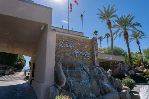 207 Desert Lakes Dr, Rancho Mirage, CA 92270-4053