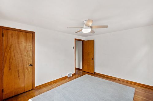 425 8 St, Oakmont PA  15139-1301 exterior