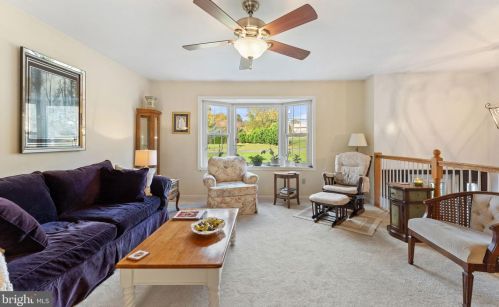 16309 Poplar Hill Rd, Haymarket VA  20169-2101 exterior