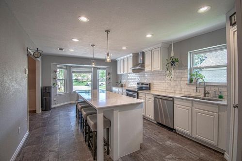 3118 Encino Dr, Dallas TX  75228-2370 exterior