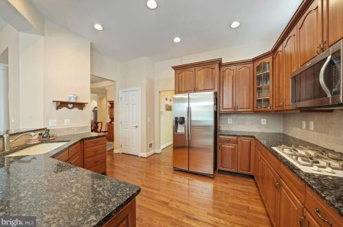 5433 Rodriquez Ln, Haymarket VA  20169-6100 exterior