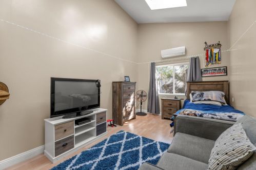 3560 Patterson Way, Folsom CA  95762-4405 exterior