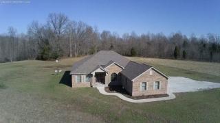 3380 Shanda Ln, Alton, IN 47137-2330