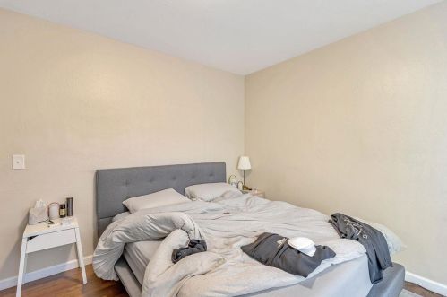 416 Poplar Ave, Redwood City CA  94061-3019 exterior