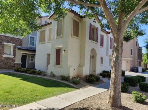 1323 Sabino Dr, Gilbert, AZ 85296-8473