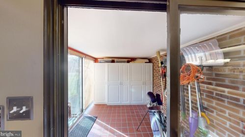 105 Village Rd, Molino PA  17961-9658 exterior