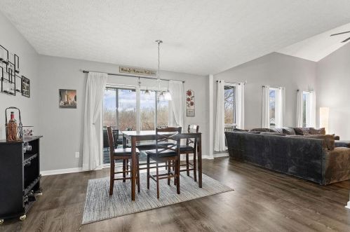 2831 Crosshurst Ct, Darbydale OH  43123-8087 exterior
