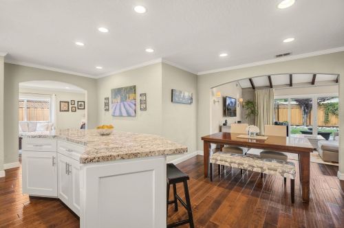 241 El Cajon Way, Los Gatos CA  95032-7661 exterior