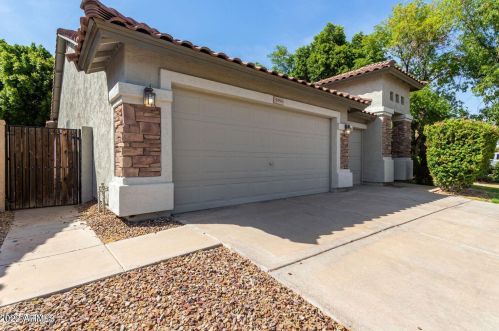3950 Cactus Wren Dr, Chandler, AZ 85248-4164
