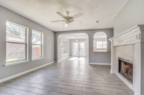 1220 Carberry St, Cedar Hill TX 75104 exterior