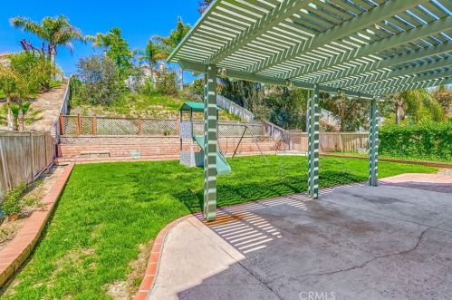 43520 Calle Nacido, Temecula CA  92592-3034 exterior