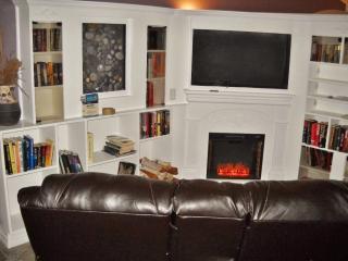 323 Bobby Jones Rd, Sarasota FL  34232-1650 exterior