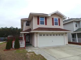6375 Cottage Woods Dr, Milton, FL 32570-4180