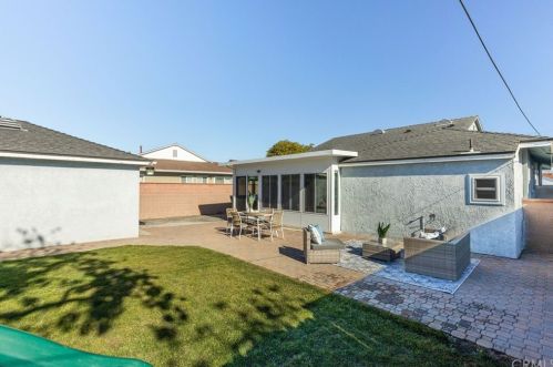 19401 Anza Ave, Torrance CA  90503-2007 exterior