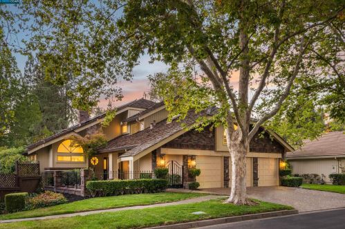3046 Deer Meadow Dr, Danville, CA 94506-2136