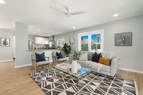 52190 Avenida Diaz, La Quinta CA  92253-3226 exterior