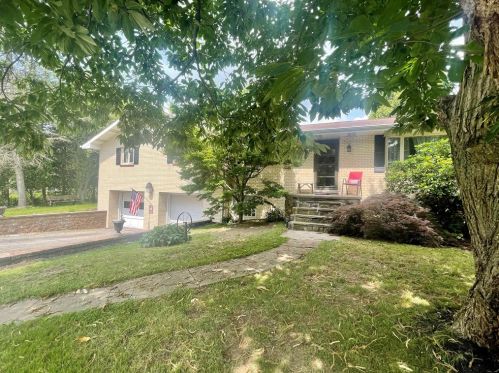 3939 State Route 982, Latrobe, PA 15650-3915