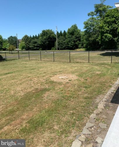 221 Monroeville Rd, Swedesboro NJ  08085-3450 exterior