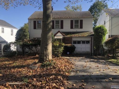 1447 Nelden Rd, Teaneck, NJ 07666-6056