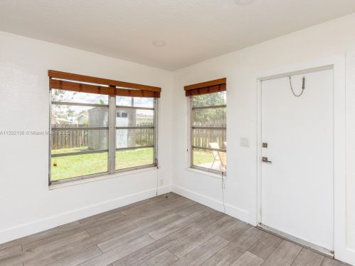 7891 11th St, Hollywood FL 33024-5148 exterior