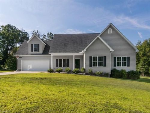 3392 Hedrick Meadow Dr, Gibsonville, NC 27249-9809