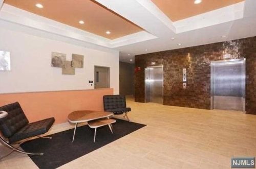 123 44th St, Union City NJ  07087-6302 exterior