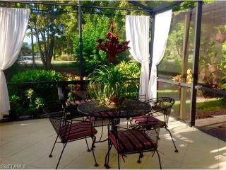 2440 River Reach Dr, Naples, FL 34104-6927