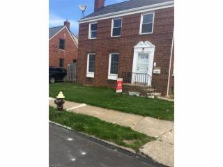 1633 Blossom Park Ave, Cleveland OH  44107-4405 exterior