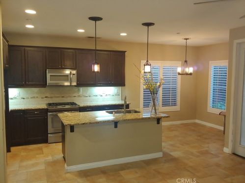 4065 Garvey Way, Riverside, CA 92501-4324