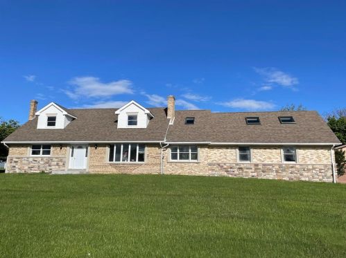 648 Almond Rd, Walnutport, PA 18088-9760