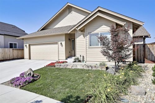 3535 Coffey Meadows Pl, Santa Rosa, CA 95403-1578