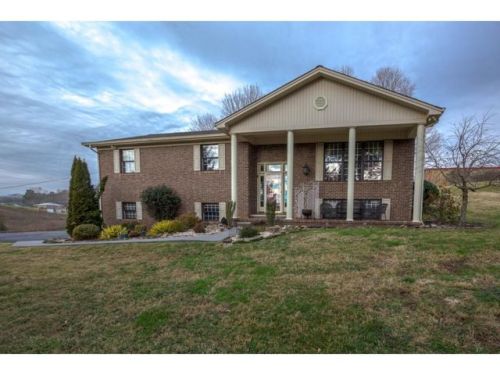 292 Blakley Dr, Kingsport, TN 37664-5432