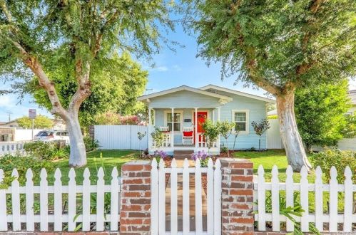 639 Walnut Ave, Orange, CA 92867-6832