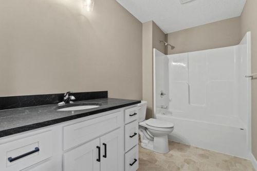 648 Kreekview Dr, East Farmington WI  54020-5860 exterior