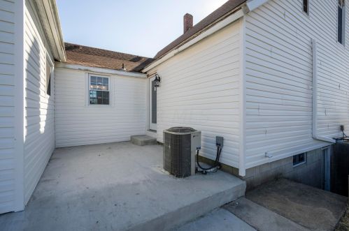 3255 White Rd, Washington Court House OH  43160-9223 exterior