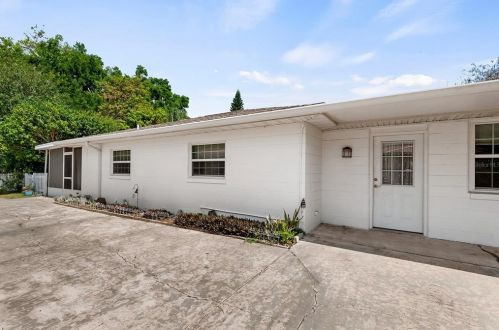 1912 17th St, Winter Haven, FL 33881-1210
