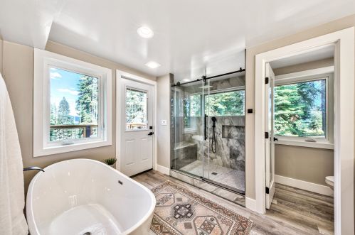 13405 Ski Slope Way, Truckee CA  exterior