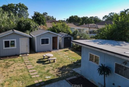 286 67th St, Long Beach, CA 90805-1202