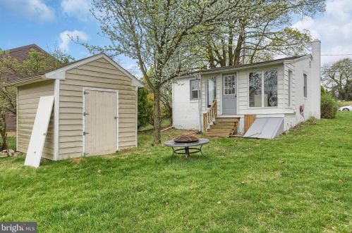 3518 Euclid St, Harrisburg PA  17111-2136 exterior